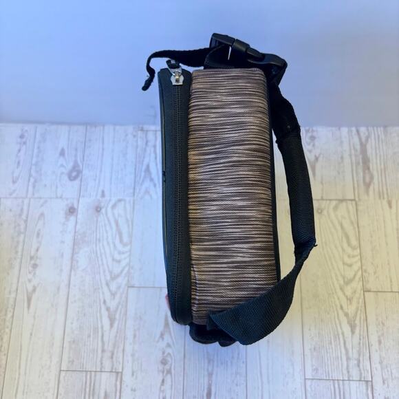 Thermos Insulated Lunch Bag – Black & Grey-square - Picture 4 of 12